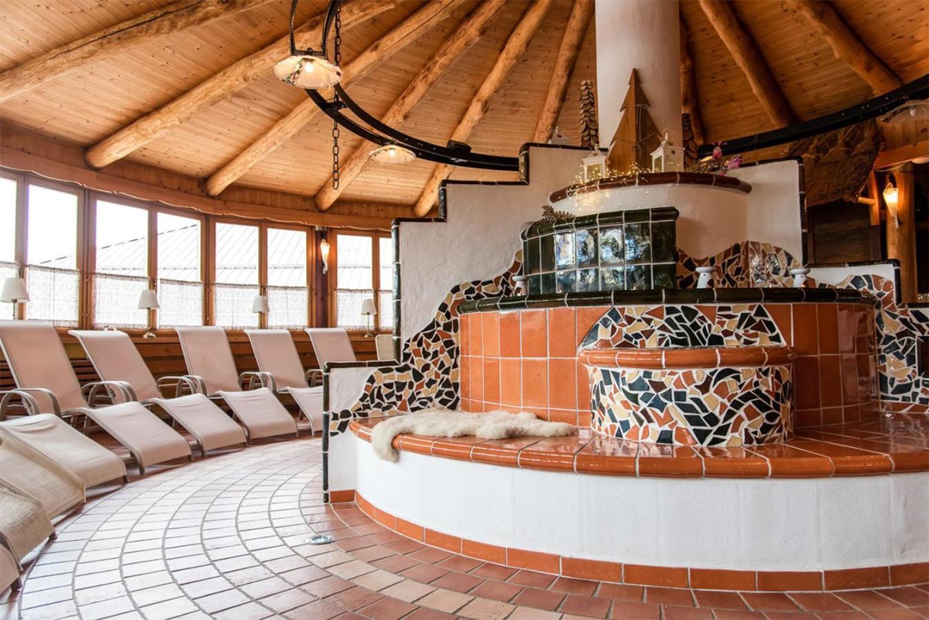 Terme Banovci - Hotel Zeleni Gaj 维尔兹 外观 照片