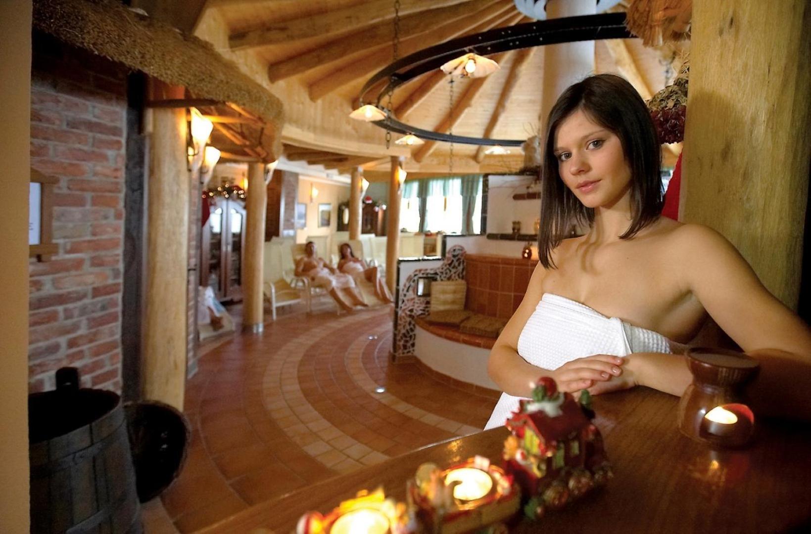 Terme Banovci - Hotel Zeleni Gaj 维尔兹 外观 照片