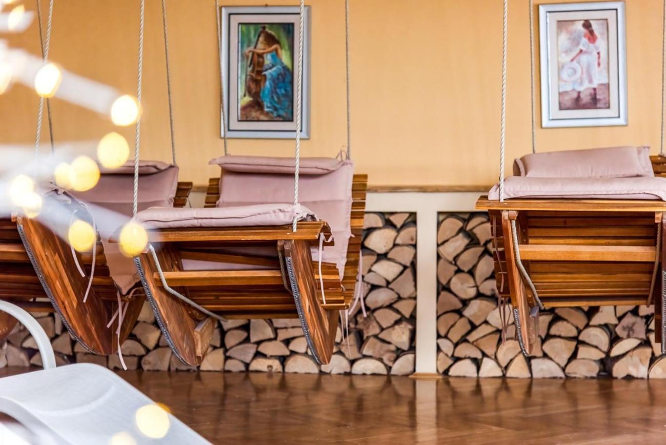 Terme Banovci - Hotel Zeleni Gaj 维尔兹 外观 照片